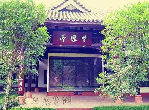 邓代昆牛耳毫笔书 欧阳修《丰乐亭记》《丰乐亭记》行草书八尺八屏欣赏